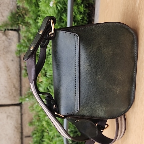 Yargici. Green Crossbody Bag - Picture 3 of 13